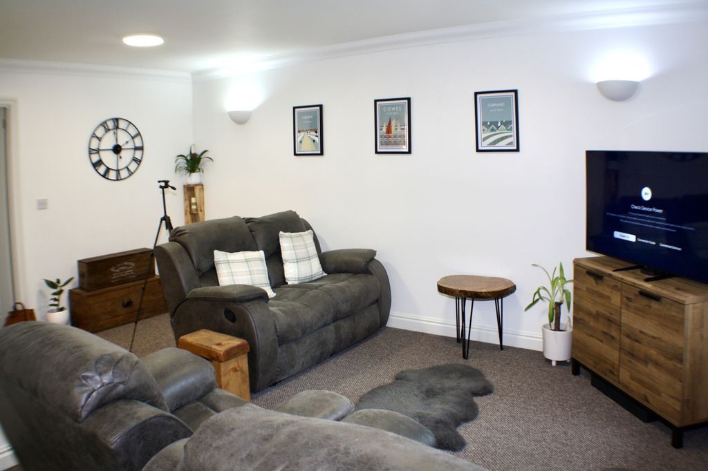 Property photo 2 of 10 Image 2