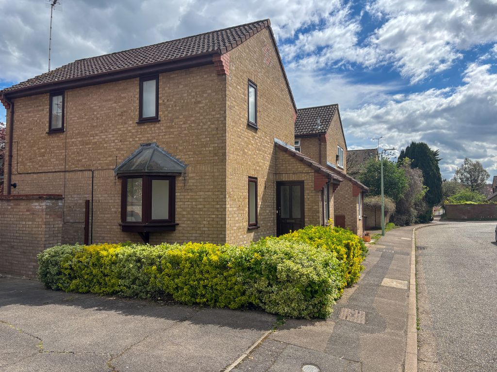 Property photo 1 of 25 Front Pics April 2025 (2)