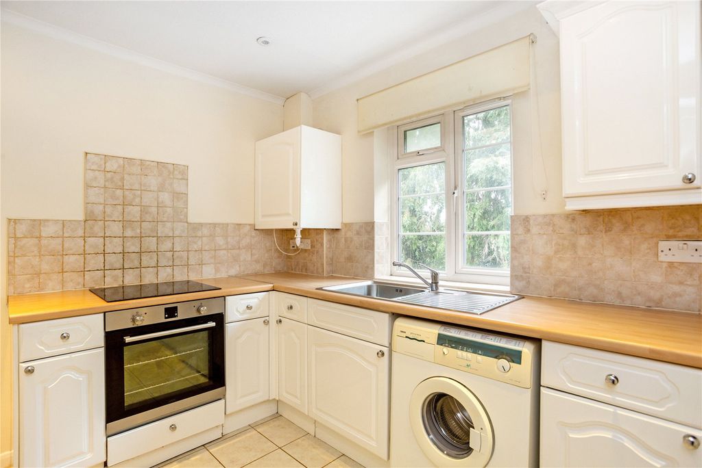 Property photo 3 of 13 Picture No. 06