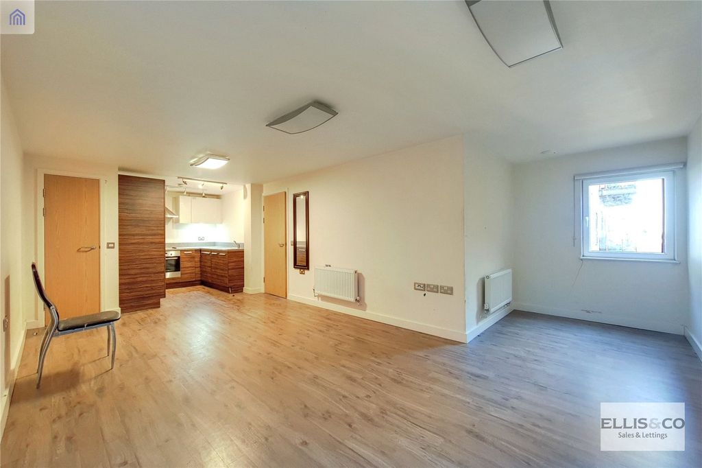 Property photo 1 of 12 Picture No. 04