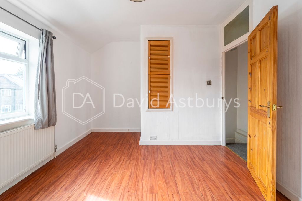 Property photo 3 of 15 Ndb06294