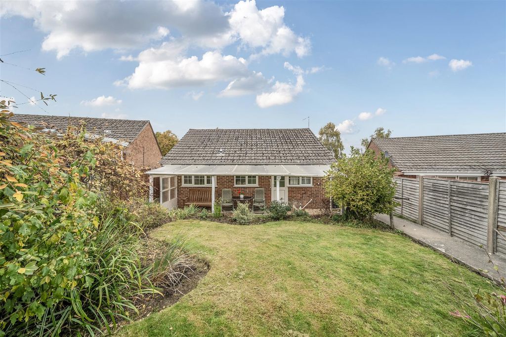 Property photo 2 of 17 1364889-5-68E8Ca2d6409A.Jpg