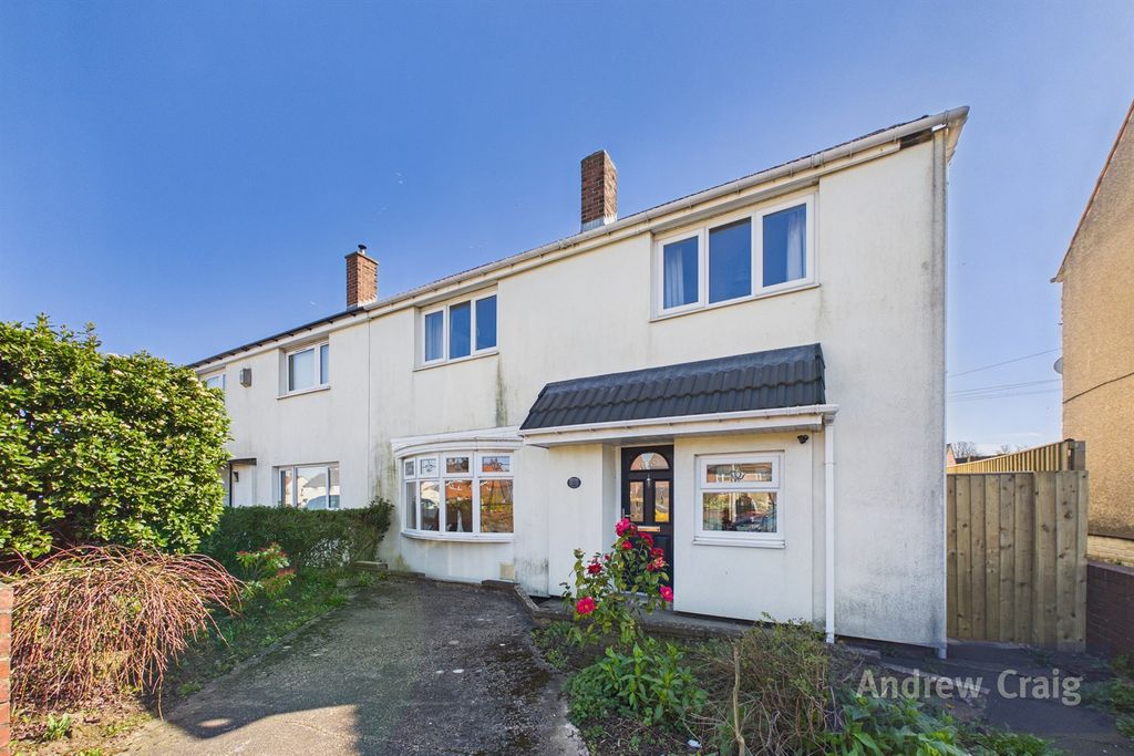 Property photo 1 of 12 (Main)