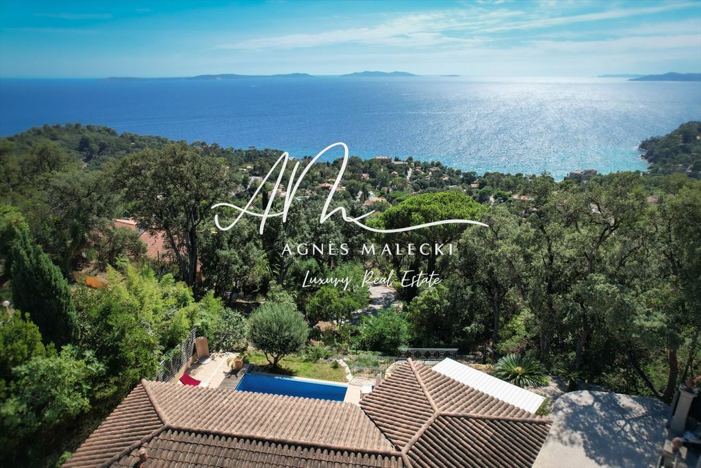 Property photo 1 of 15 Rayol Canadel - Luxury Villa With Superb Amenities And Beautiful Sea View