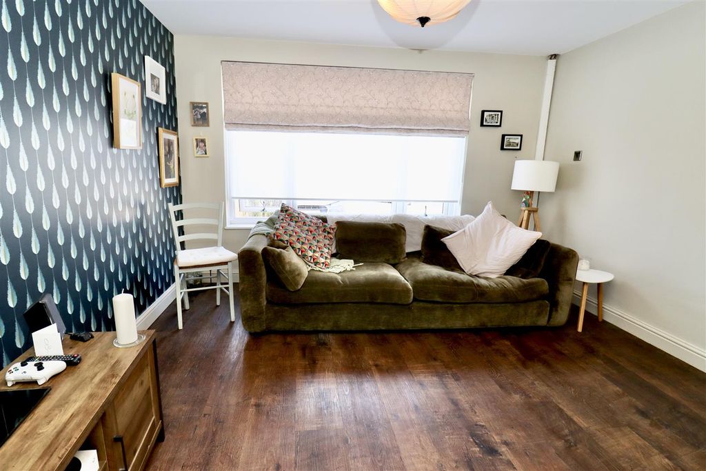 Property photo 2 of 23 Img_3365.Jpeg