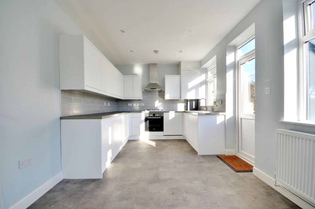 Property photo 1 of 11 1