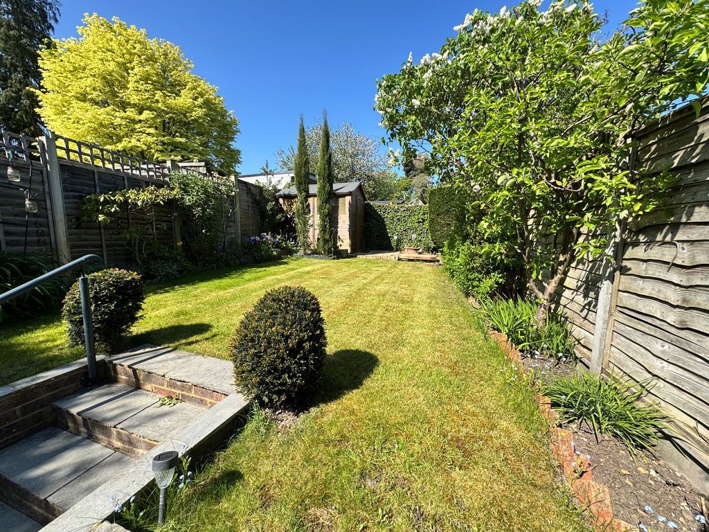 Property photo 1 of 13 Photo 14