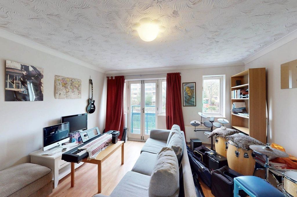 Property photo 2 of 14 1Svvoobq.Jpeg