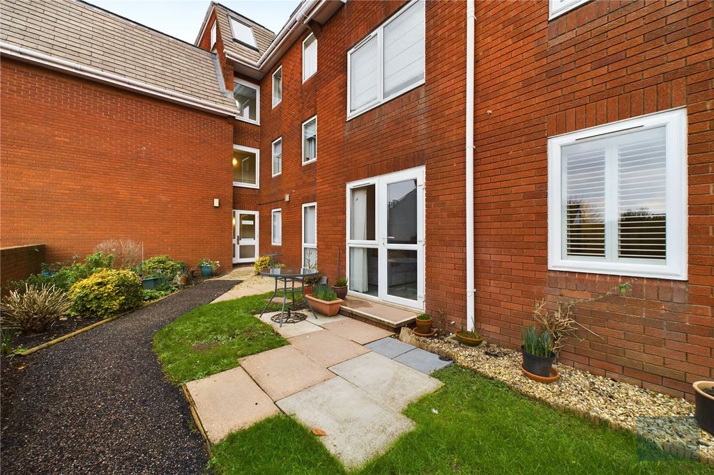 Property photo 1 of 13 Picture No. 15