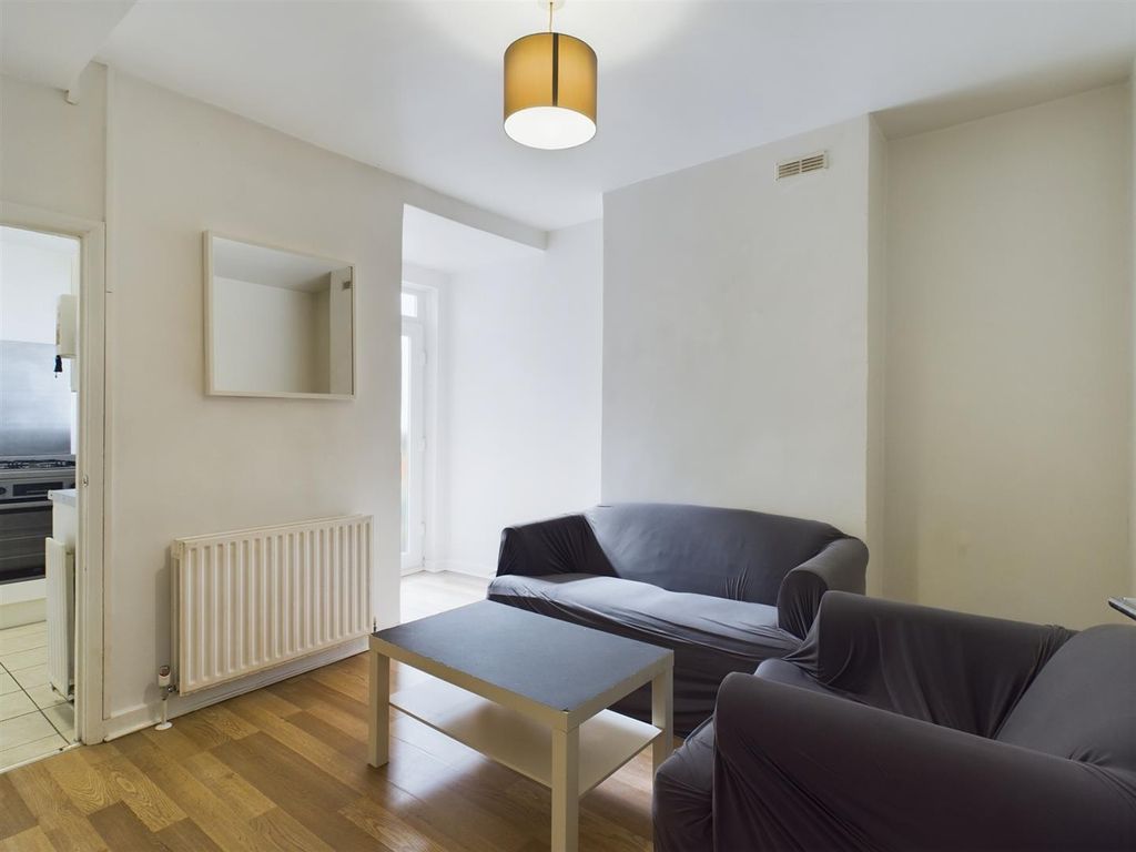 Property photo 2 of 10 Cam02534G0-Pr0322-Still003.Jpg