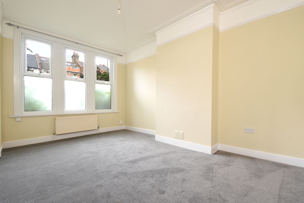 Property photo 2 of 9 Photo 1