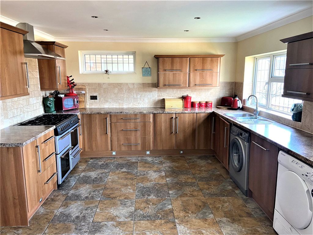 Property photo 1 of 5 Picture No. 01