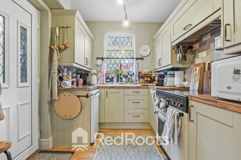 Property photo 3 of 24 4640725