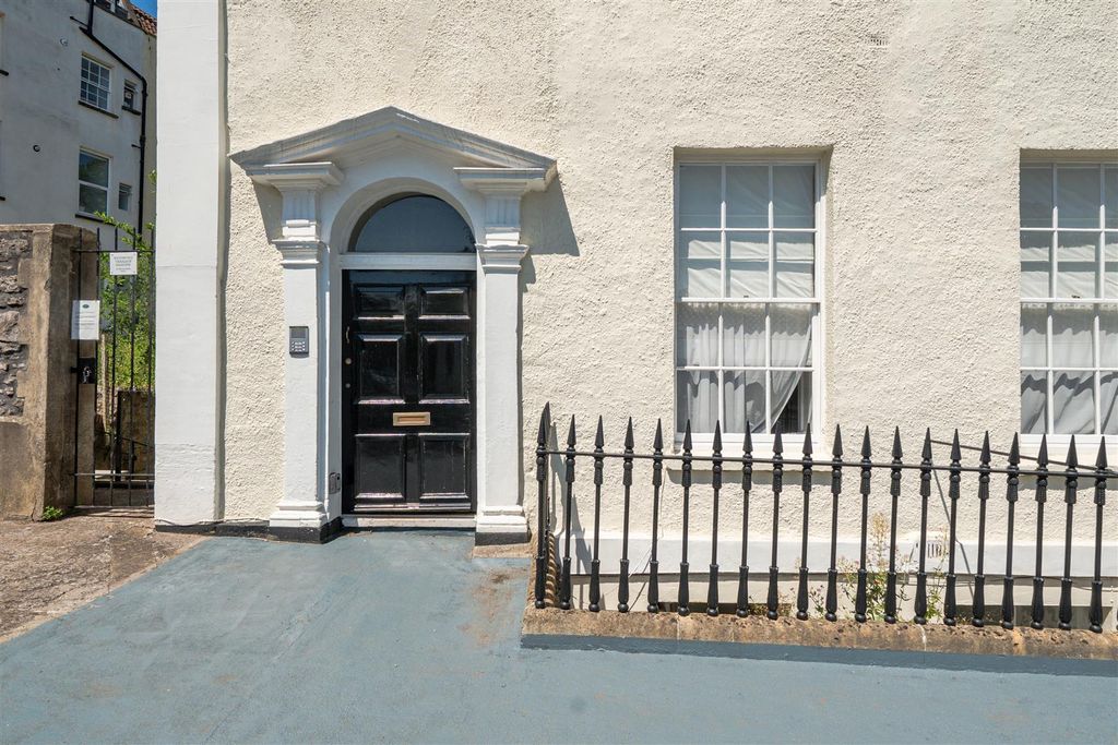 Property photo 2 of 15 1492887-3-6A561Dfd0Ac96.Jpg