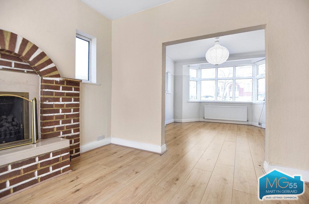 Property photo 3 of 11 Picture No. 07