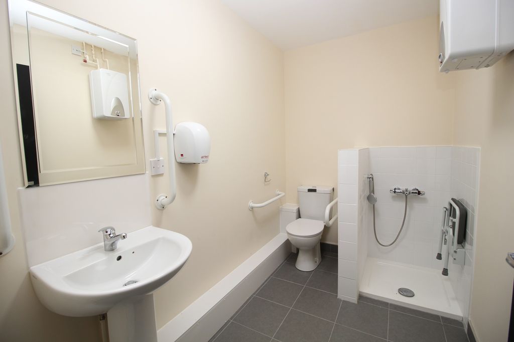 Property photo 3 of 3