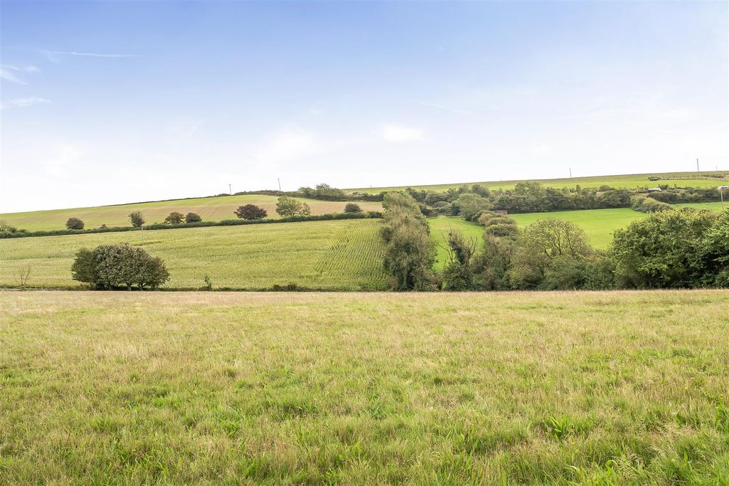 Property photo 3 of 30 Land