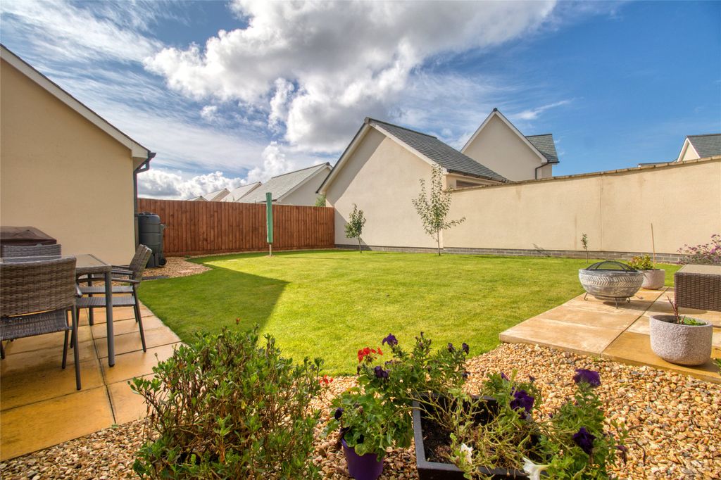 Property photo 2 of 14 Picture No. 05