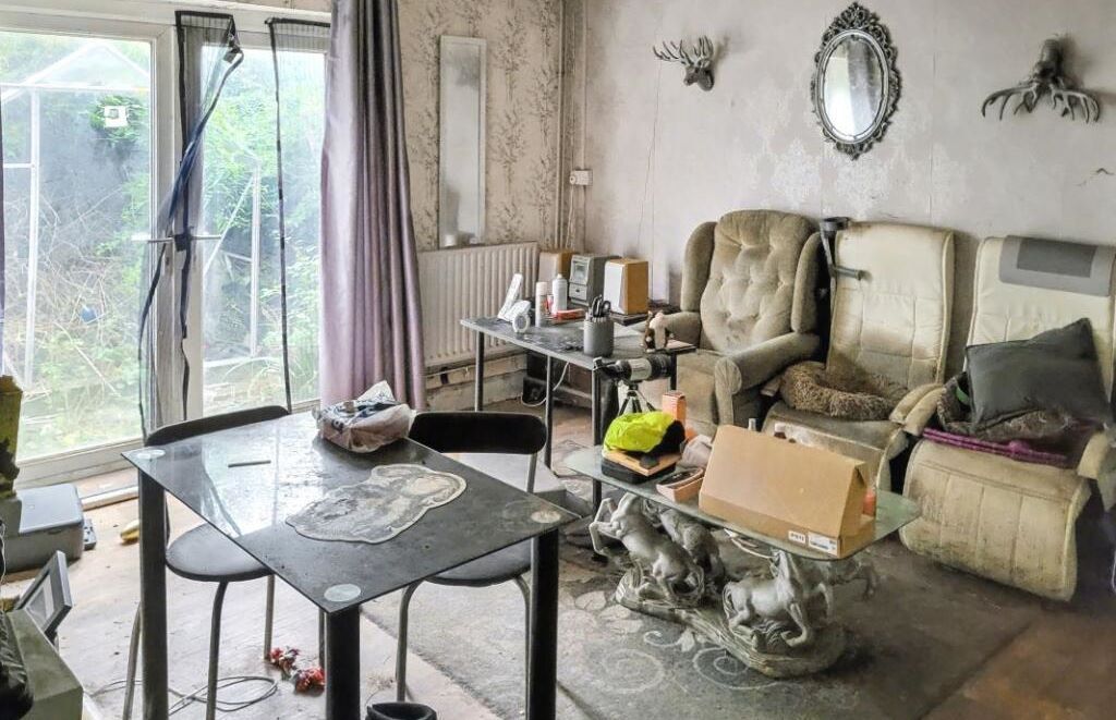 Property photo 2 of 11