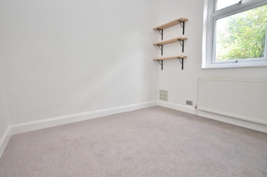 Property photo 3 of 5 Bedroom