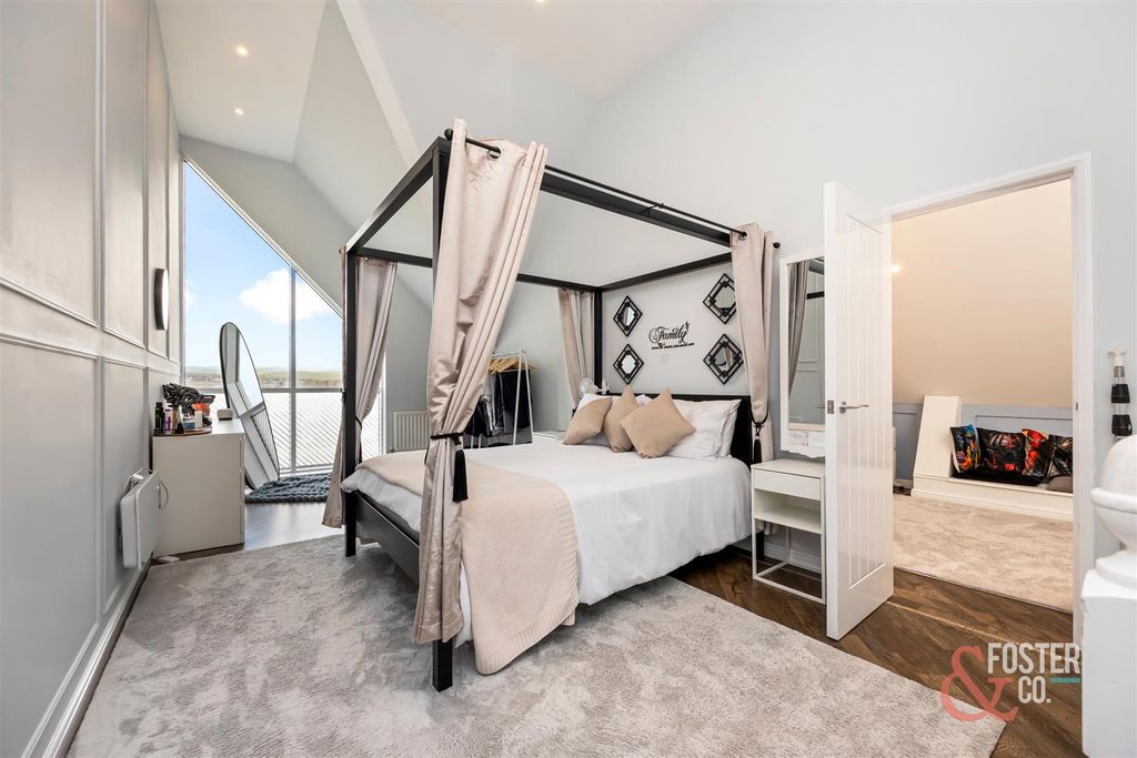 Property photo 3 of 17 Sussex Wharf, Dunwich, 14-022.Jpg