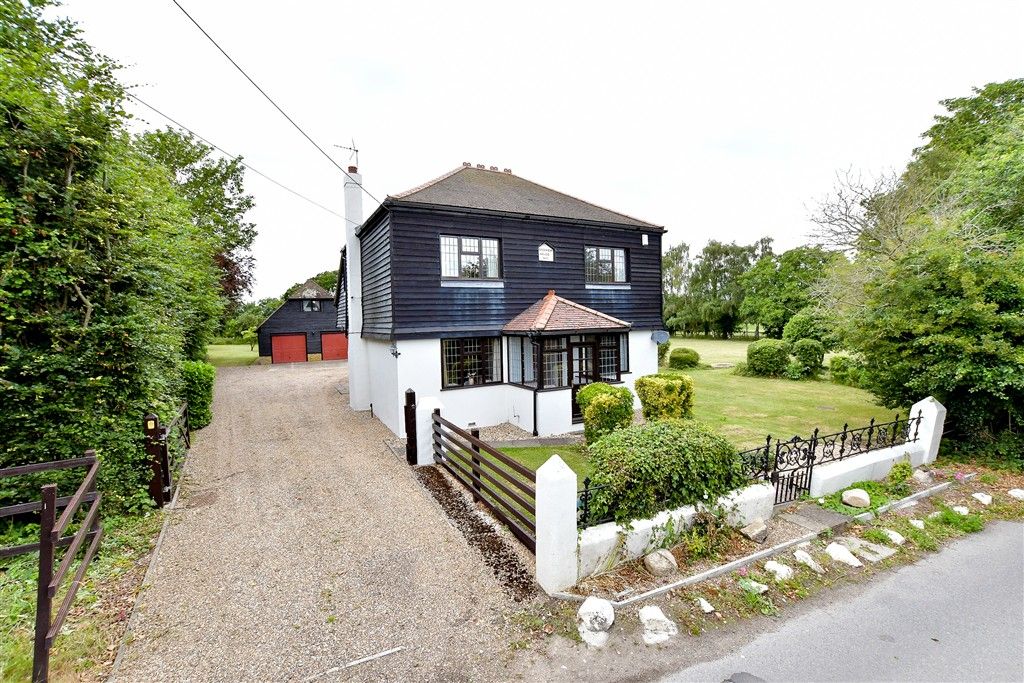 Property photo 3 of 24 External (Brochure)