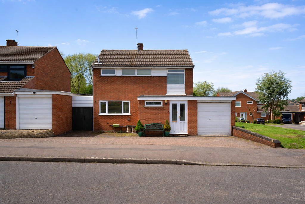 Property photo 1 of 25 Front