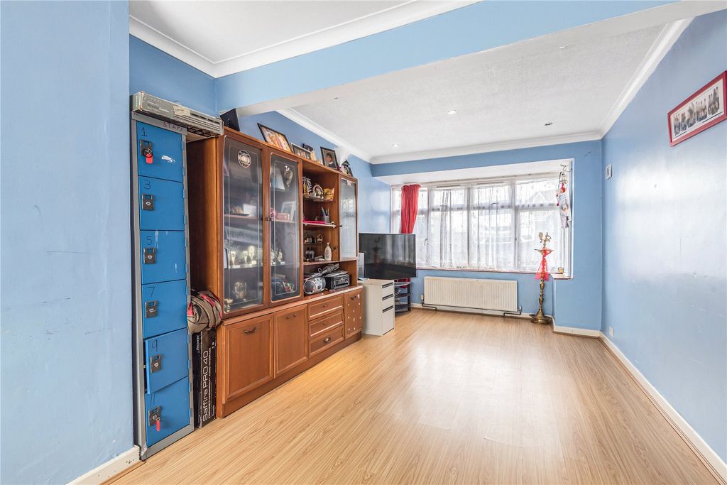 Property photo 2 of 13 Picture No. 03