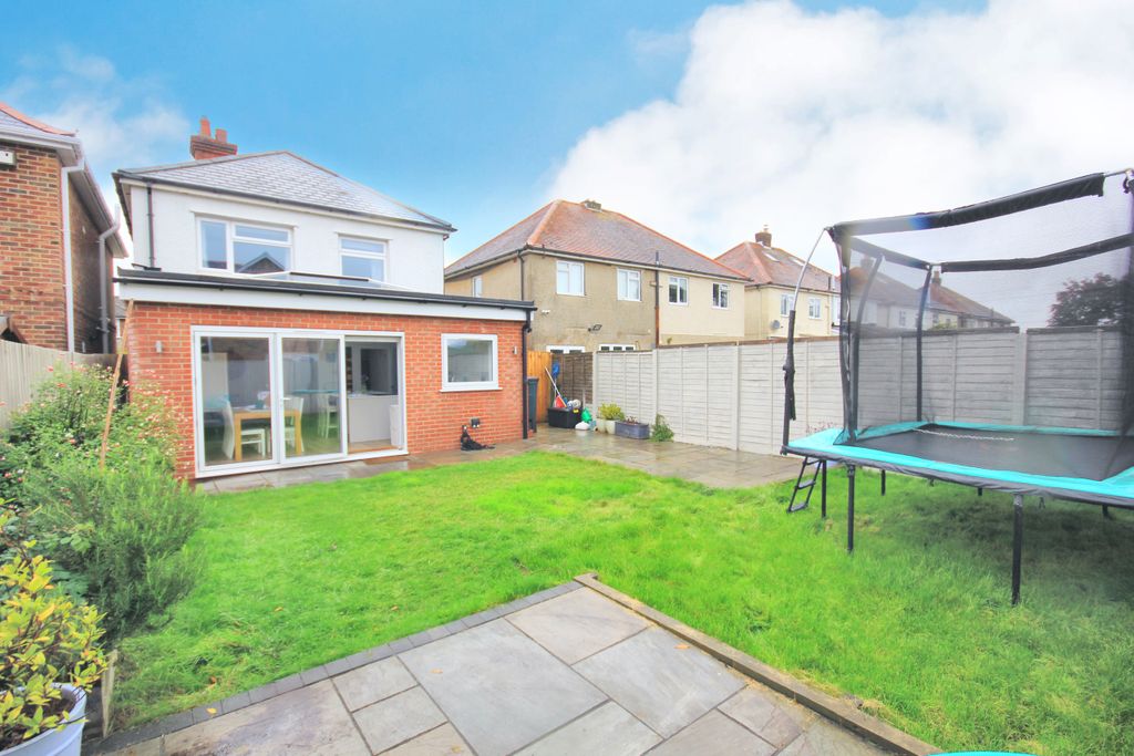 Property photo 3 of 30