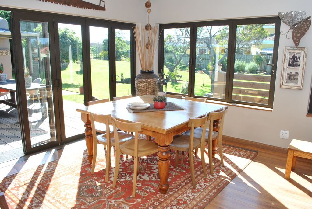 Property photo 1 of 35