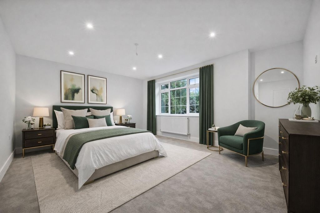 Additional image 7 of 7 bed detached house for saleAddiscombe Road, Croydon CR0
