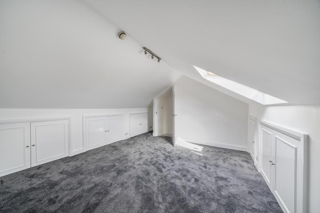 Property photo 3 of 17 Internal View