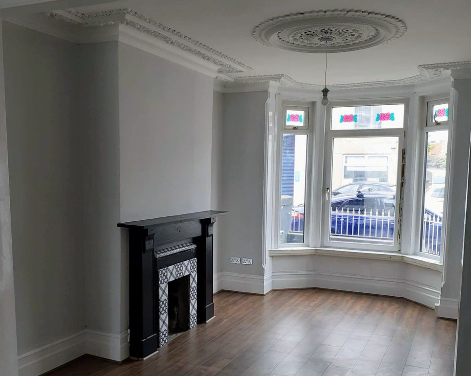 Property photo 3 of 8