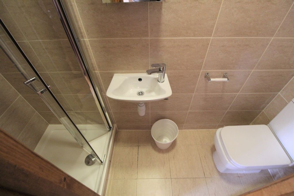 Property photo 3 of 5 Photo 1