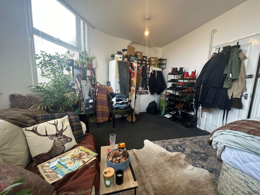 Property photo 3 of 17 Property