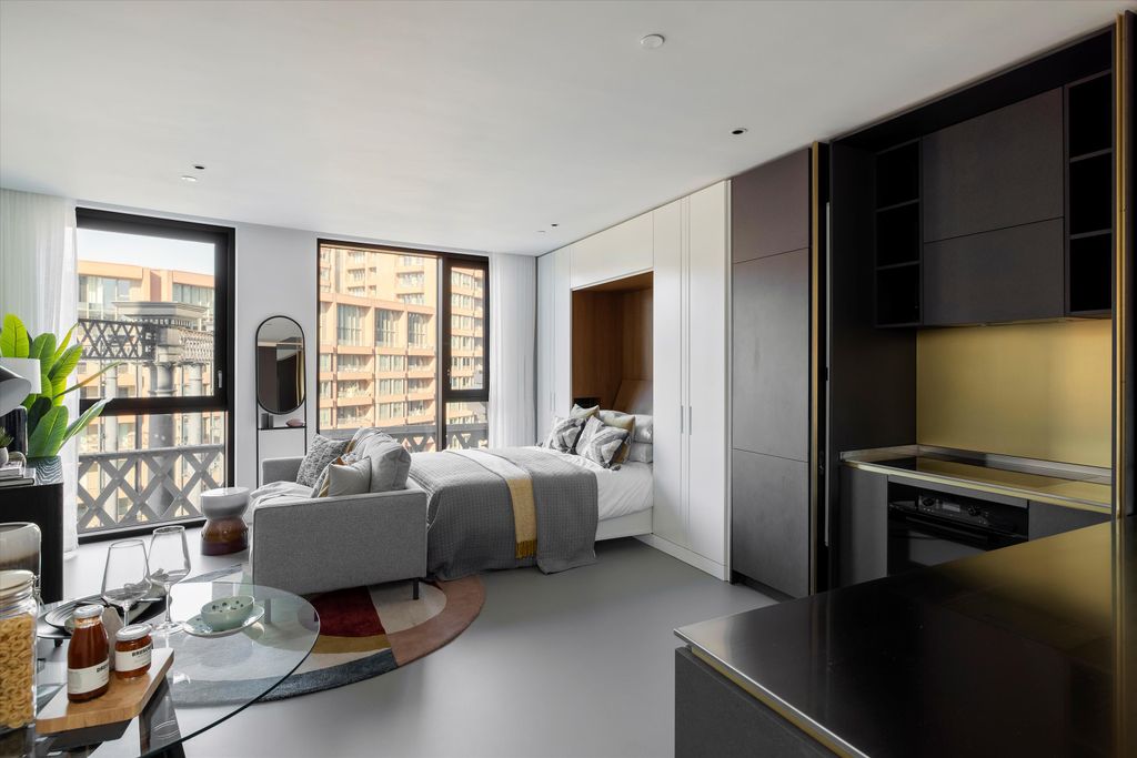 Property photo 1 of 7 Image