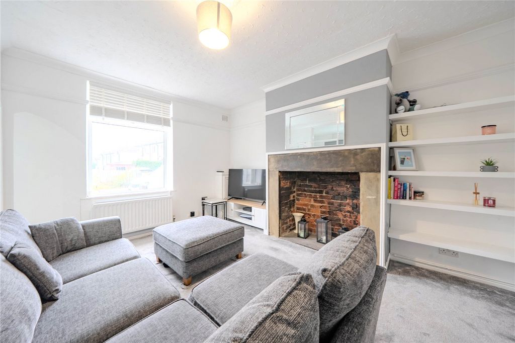 Property photo 2 of 12 Picture No. 03