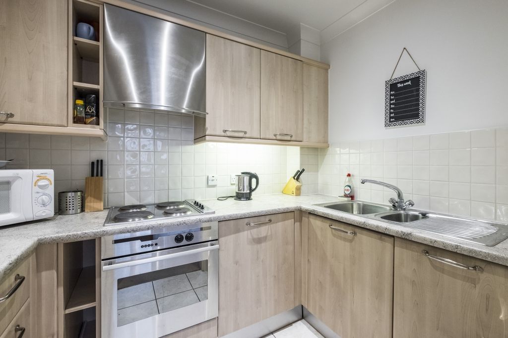 Property photo 3 of 9