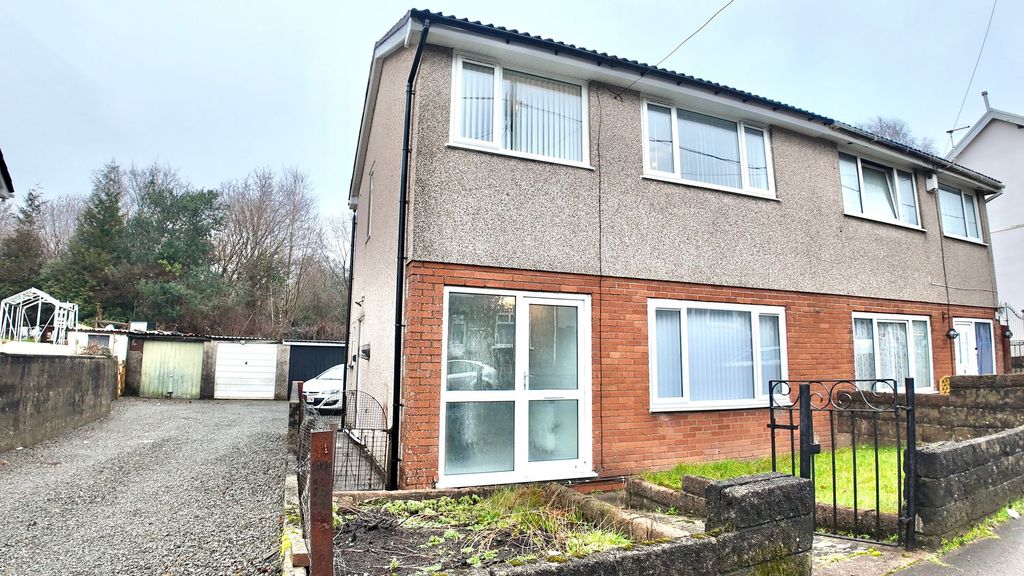 Property photo 1 of 27