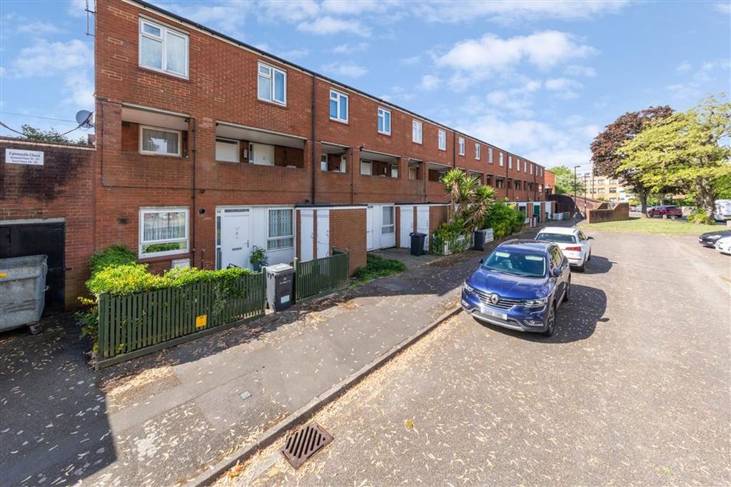 Property photo 1 of 4