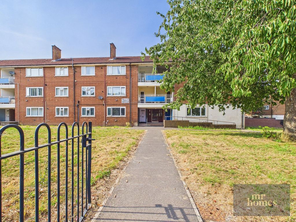 Property photo 2 of 7