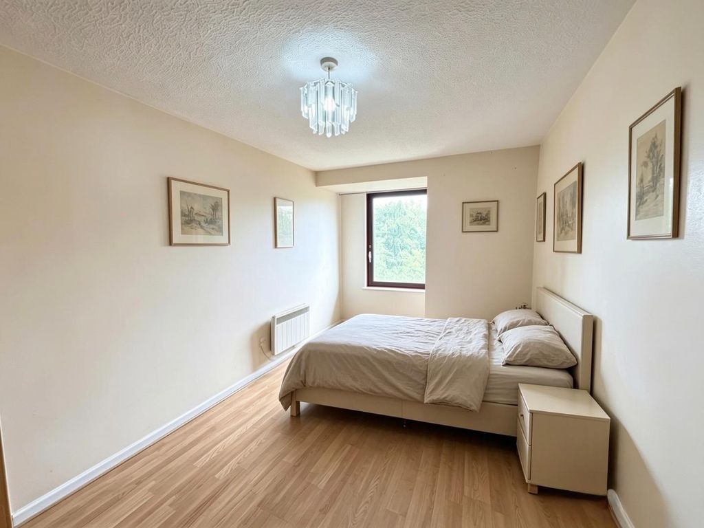 Property photo 2 of 4