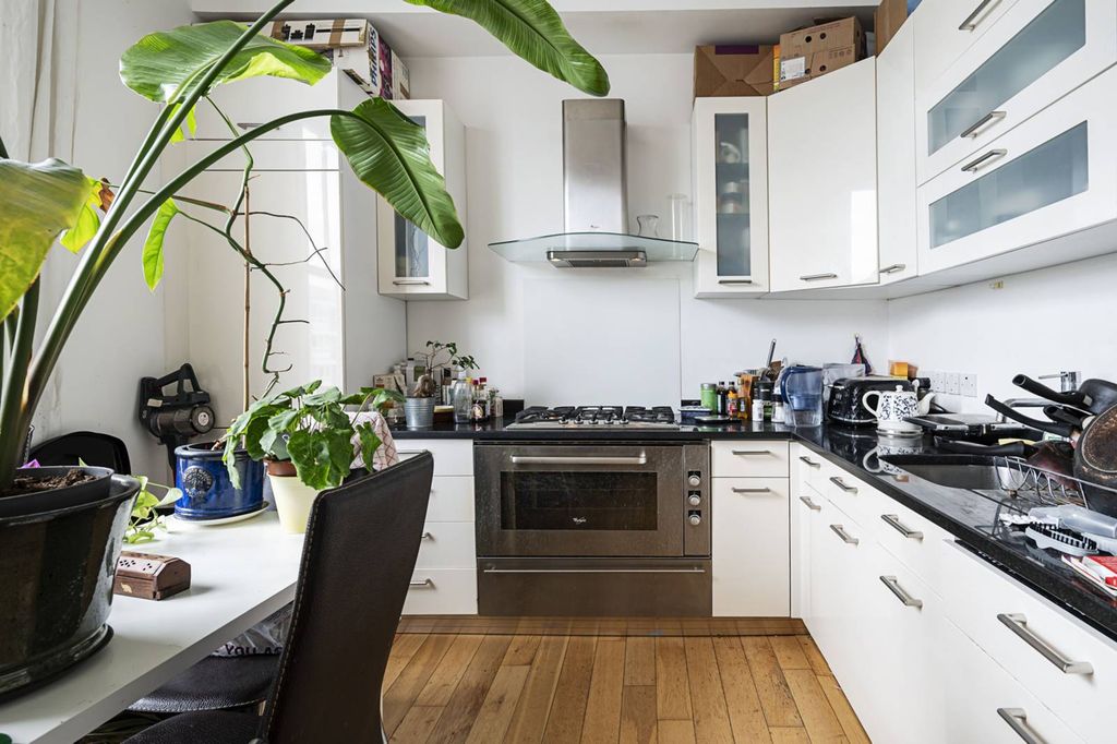 Property photo 2 of 7