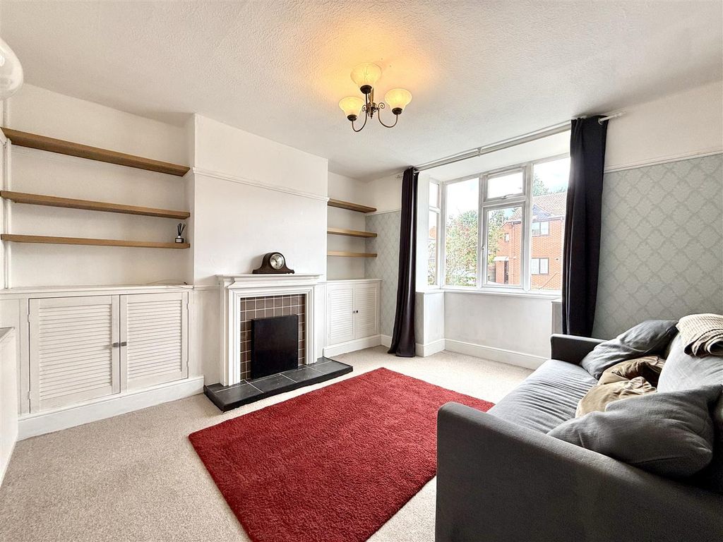 Property photo 2 of 19 2
