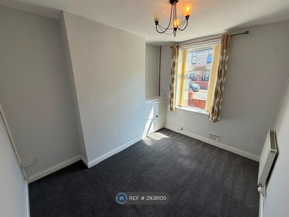 Property photo 3 of 8