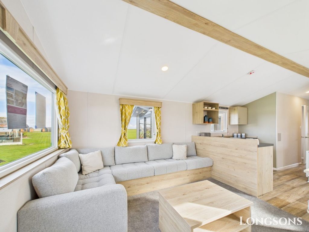 Property photo 3 of 20 Cam02173G0 Pr0275 Still057