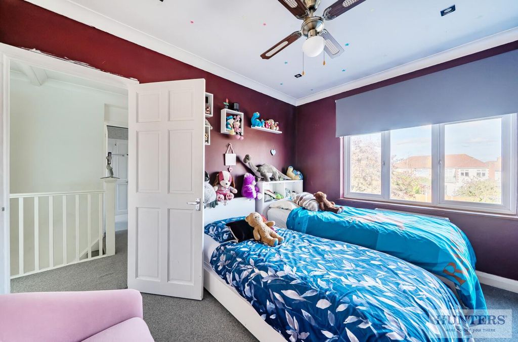 Property photo 2 of 23 5c411Dea-A66F-4200-Bf2d-3d11Ec98E54A.Jpg