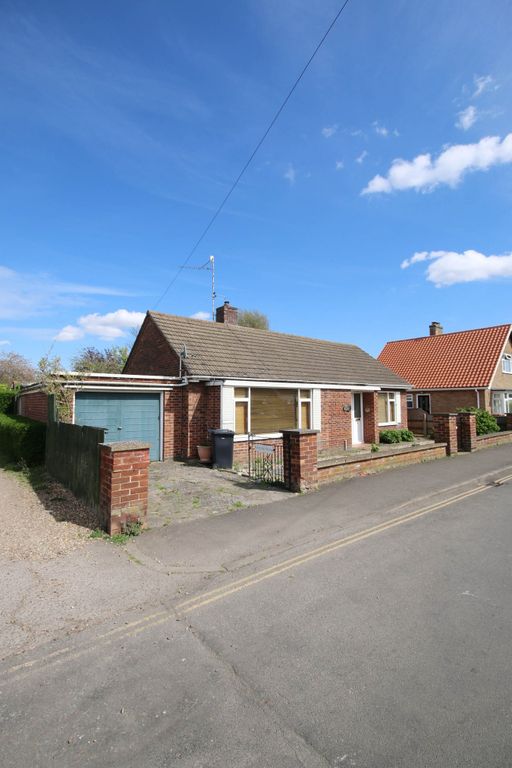 Property photo 2 of 18