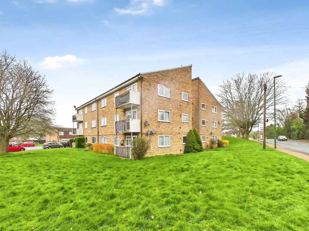 Property photo 1 of 9