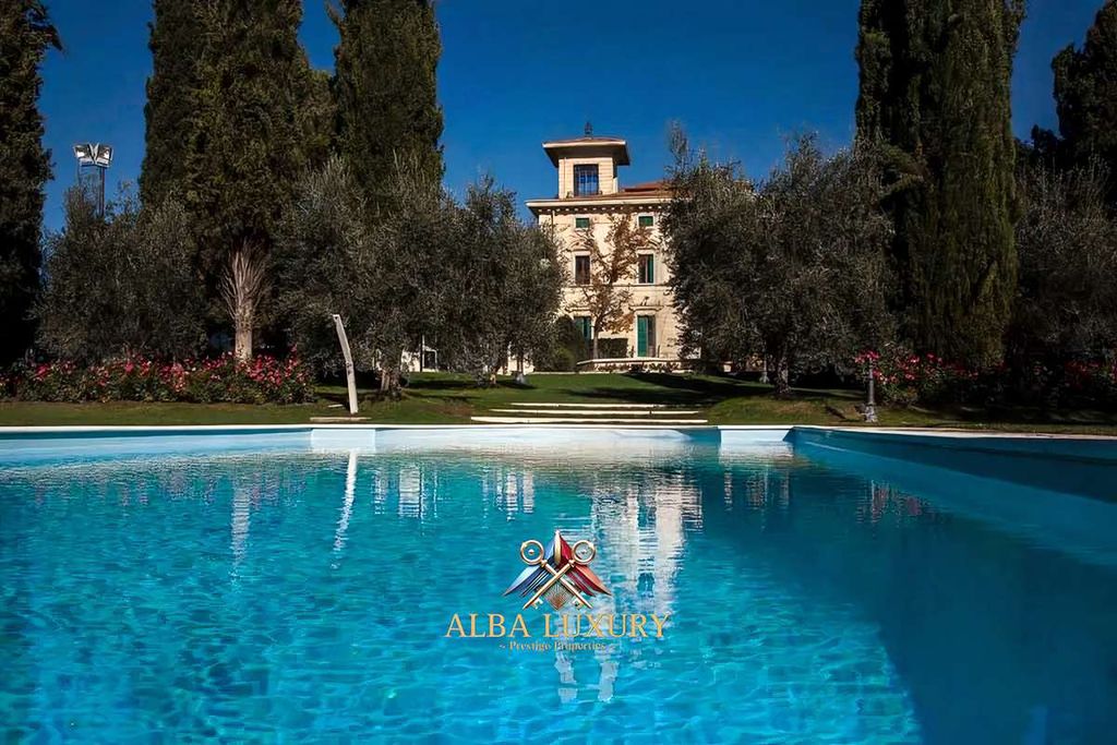 Property photo 1 of 34